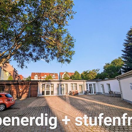 Fewo Urban Gotha-Apartment Friedenstein- Am Schlosspark- Parken An Der Der Tuer- Barrierefrei, 900 Meter Zum Bahnhof - Wallbox المظهر الخارجي الصورة