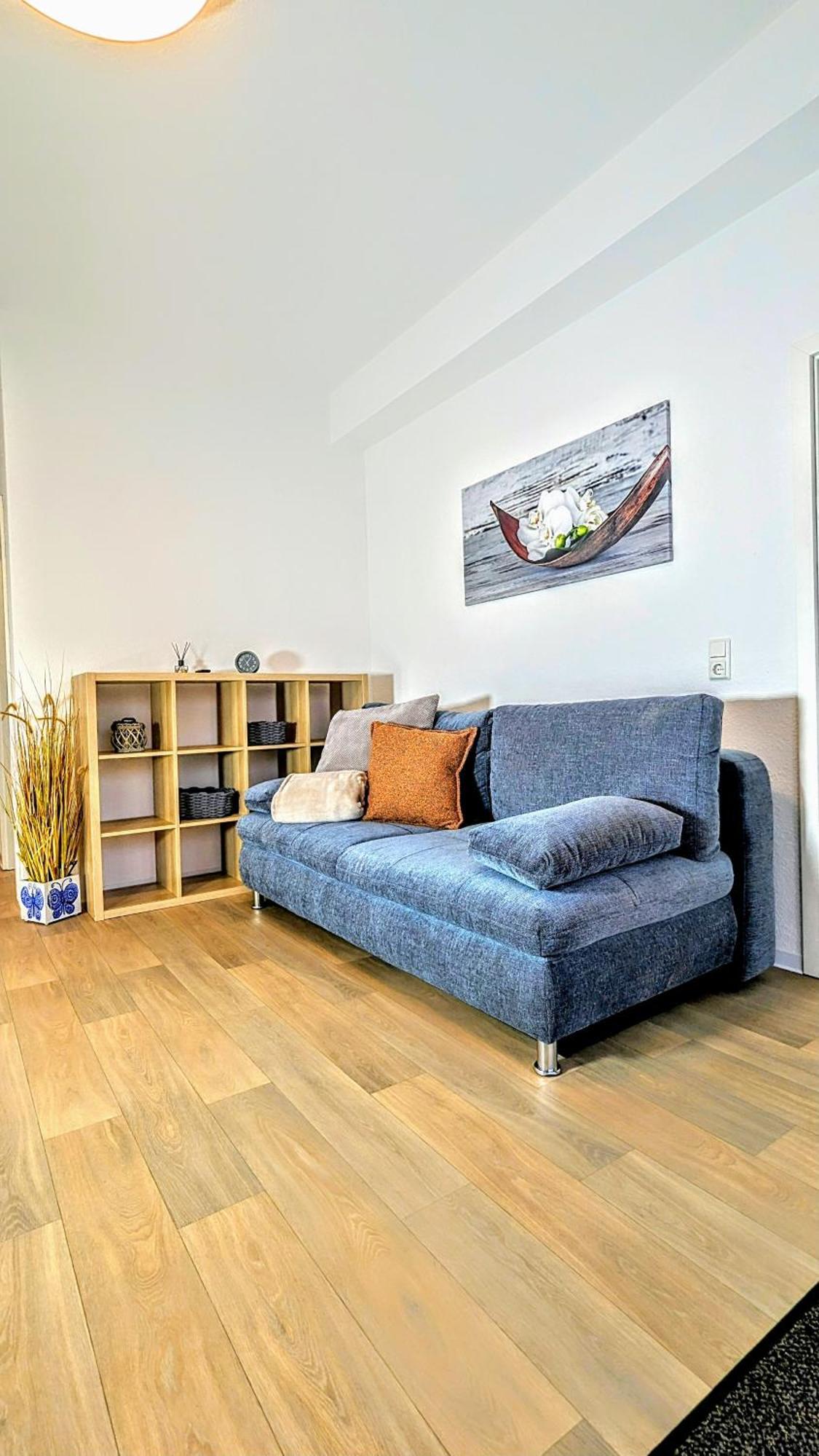 Fewo Urban Gotha-Apartment Friedenstein- Am Schlosspark- Parken An Der Der Tuer- Barrierefrei, 900 Meter Zum Bahnhof - Wallbox المظهر الخارجي الصورة
