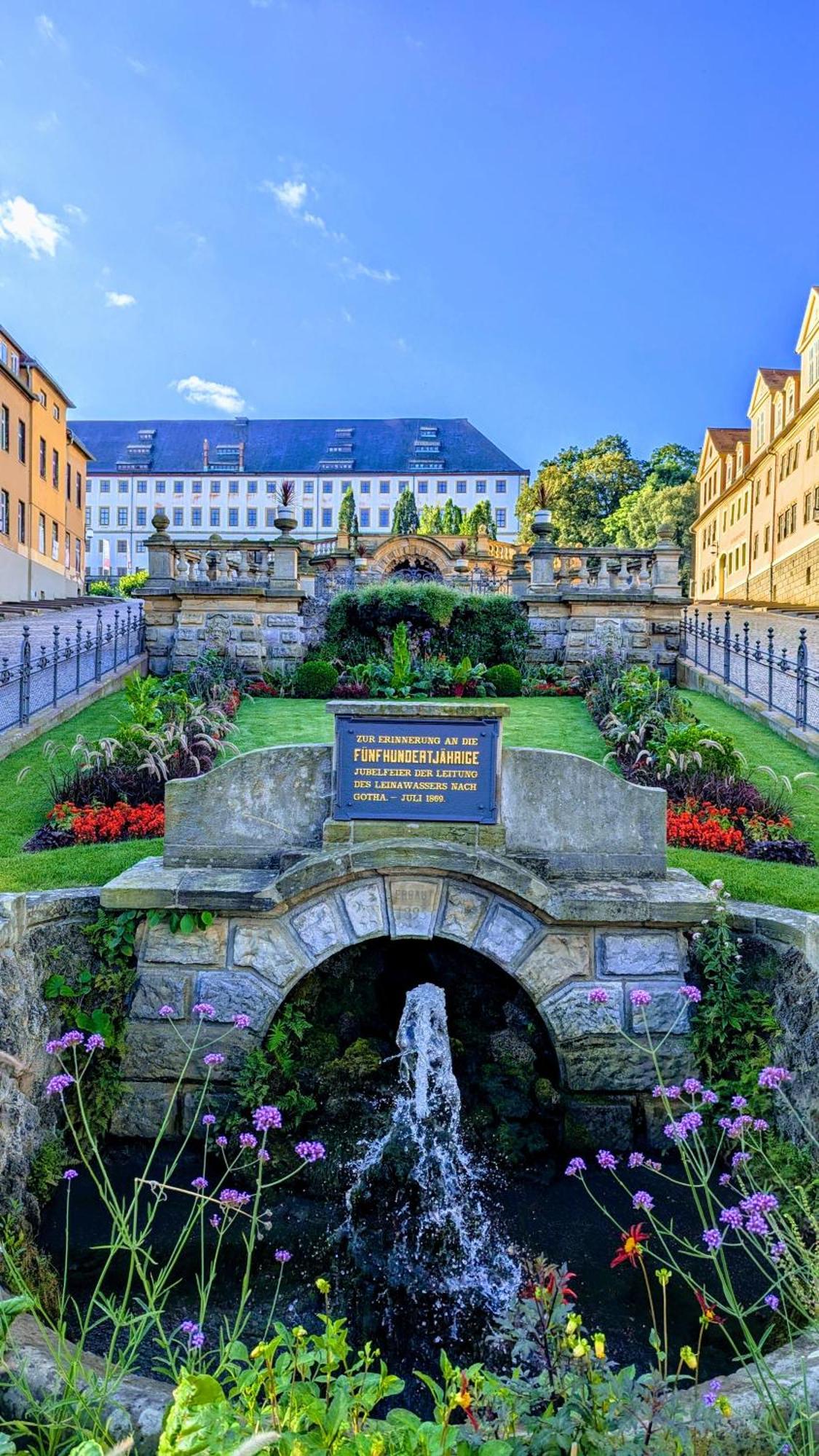 Fewo Urban Gotha-Apartment Friedenstein- Am Schlosspark- Parken An Der Der Tuer- Barrierefrei, 900 Meter Zum Bahnhof - Wallbox المظهر الخارجي الصورة